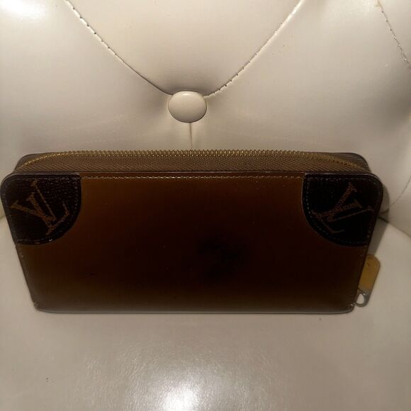 LOUIS VUITTON Monogram Zippy Venice Long Wallet Khaki Vernis Authentic - Picture 8 of 16